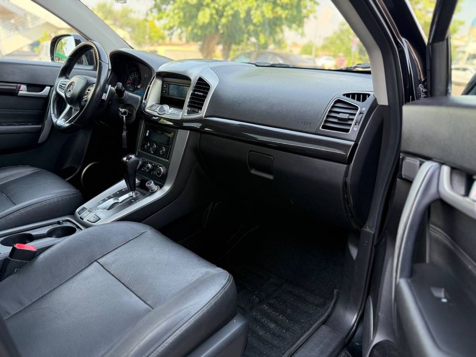 Продаётся Chevrolet Captiva 3 Год 2013 3L