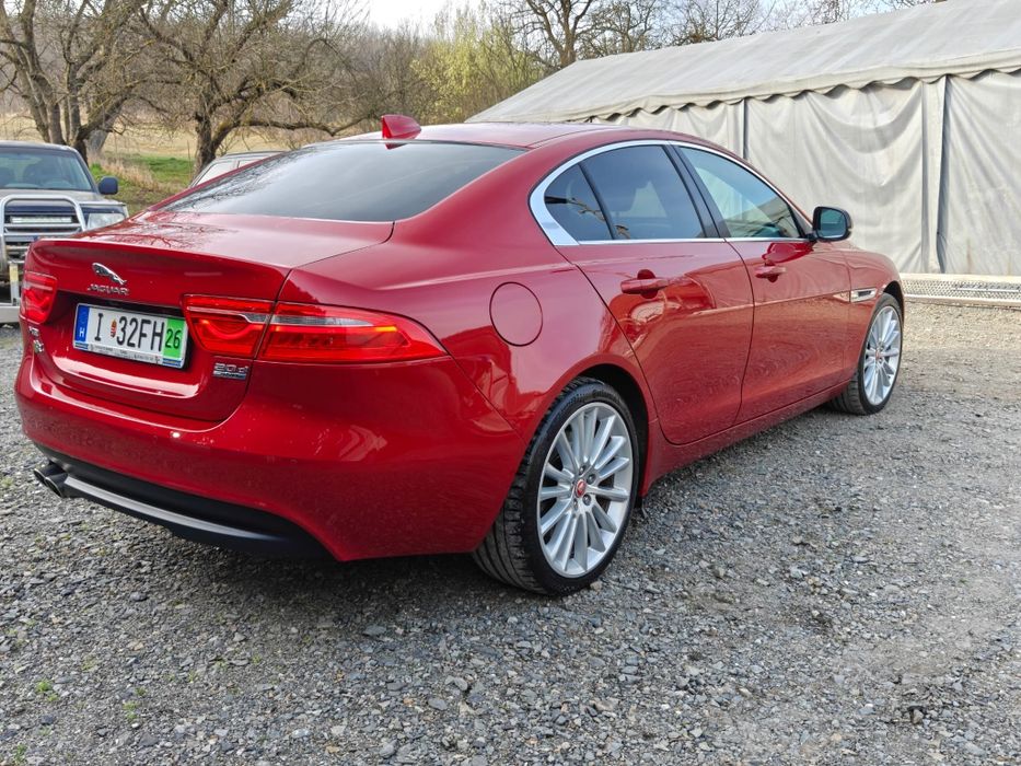 Jaguar XE  AWD stare foarte bună îngrijită ca nouă