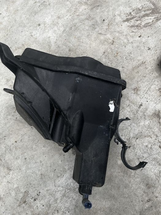 Казанче антифриз дизел бмв е90 е91 е92 е93 е87 е81 е82