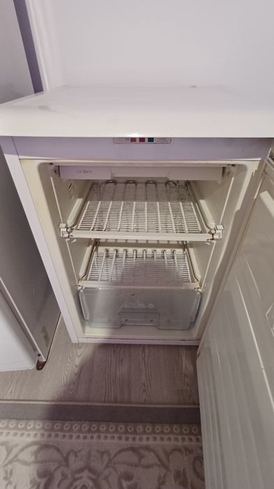 Морозильник Beko