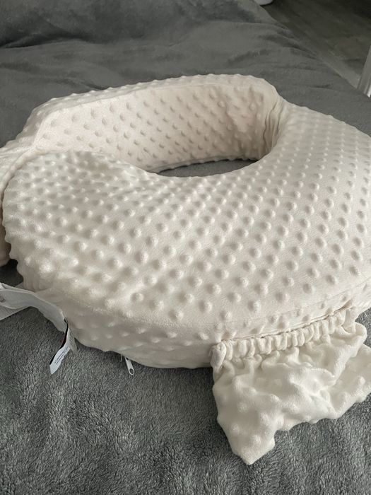 Продам подушку для кормления