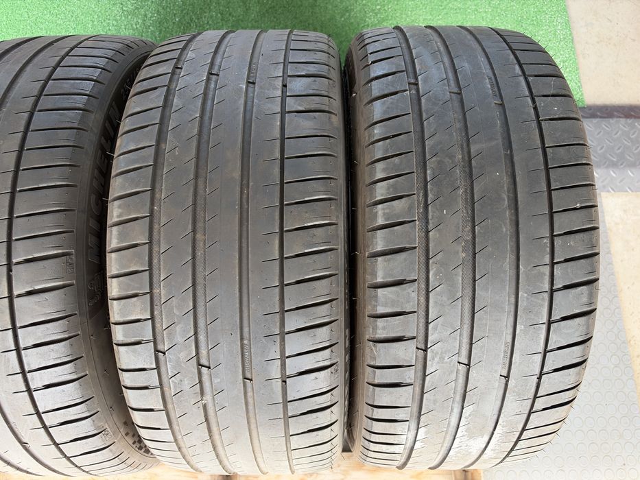 4бр. Летни Гуми С Борд 255/40R/20 -MICHELIN Pilot Sport- *EV+T0*- DOT:1723- 5.4мм.+5.0мм.