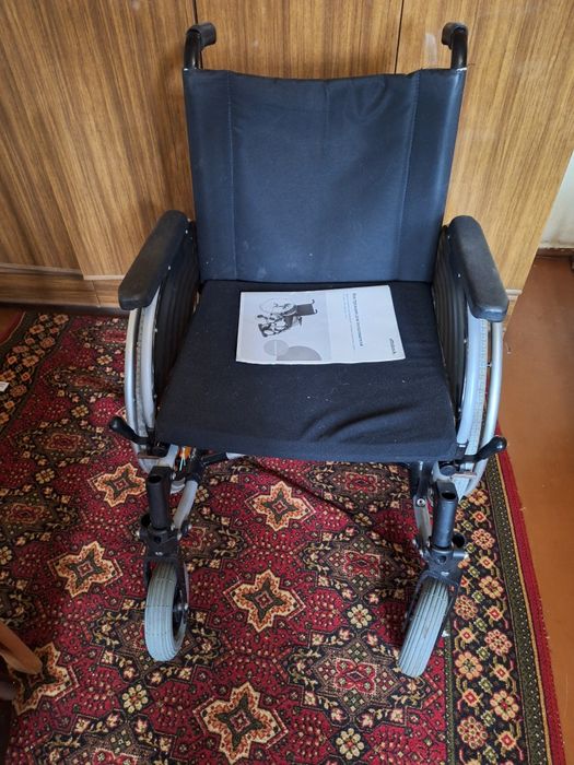 Продам инвалидной  кресло