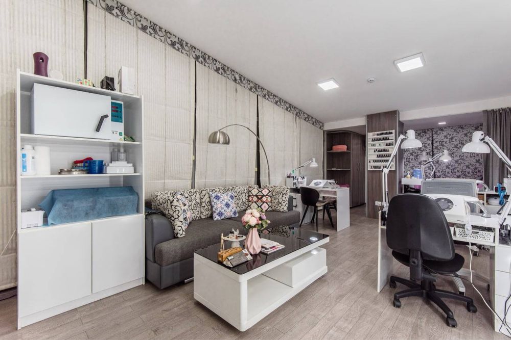 Метро Ойбек / Отдельно Здания Продаётся 1250м2