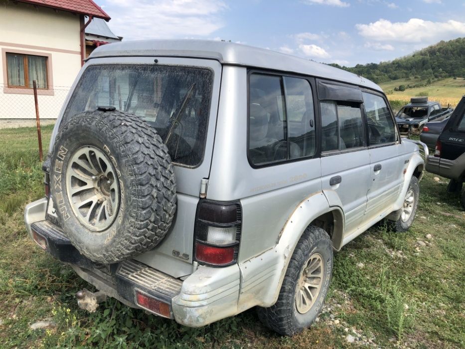Dezmembrari dezmembrez piese mitsubishi pajero shogun 2800cmc mk2