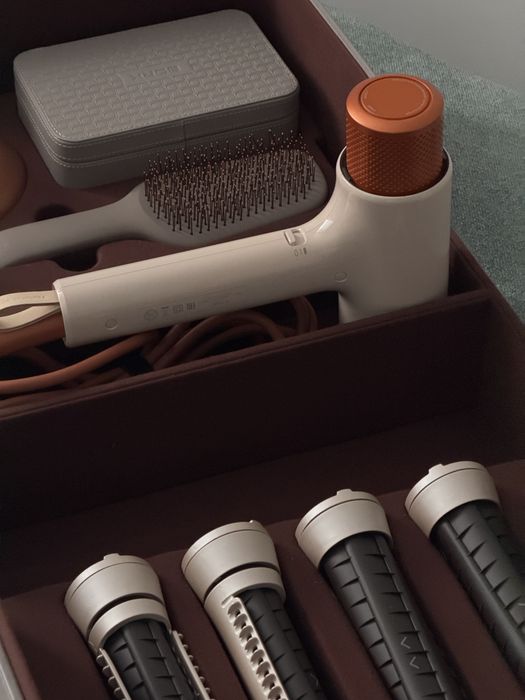 Продаю фен Bork