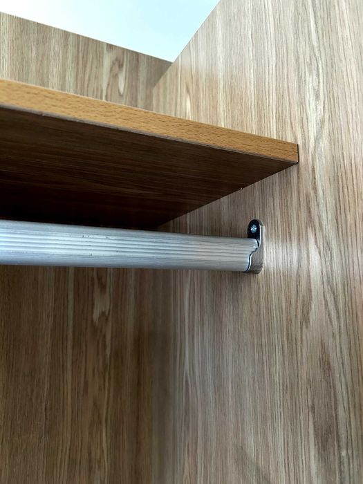 Настенная вешалка