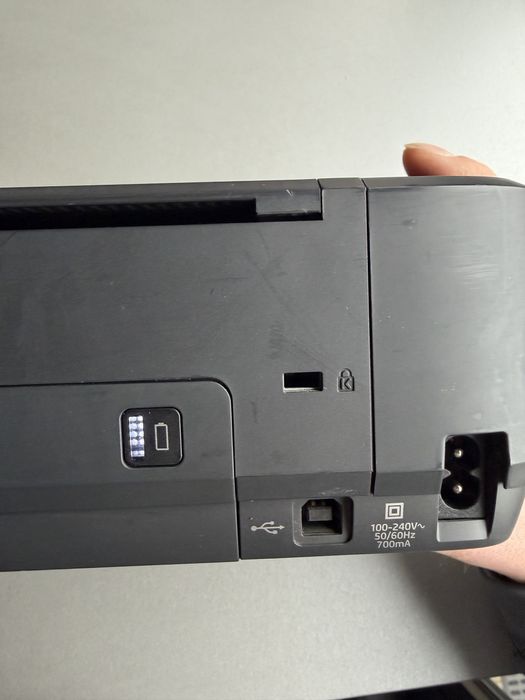 Imprimantă HP OfficeJet 250 Mobile All-in-One