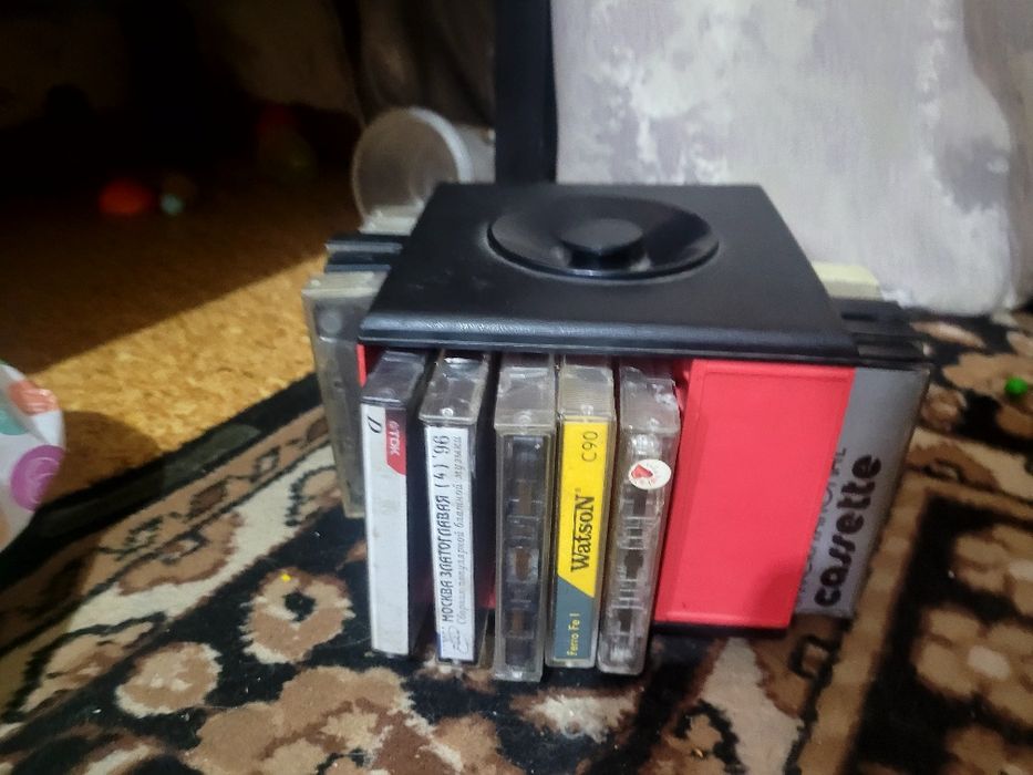 Продам аудиокасеты продам