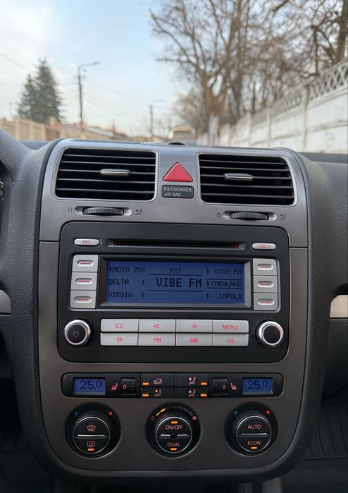 Volkswagen Golf 5 1.4 TSI 140 CP