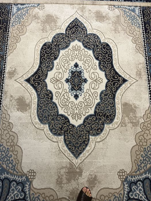 Продаю ковры для дома 2х3