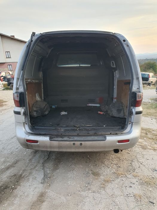 Хюндай H200 2.5CRDI на части Huyndai H200 2.5crdi na chasti