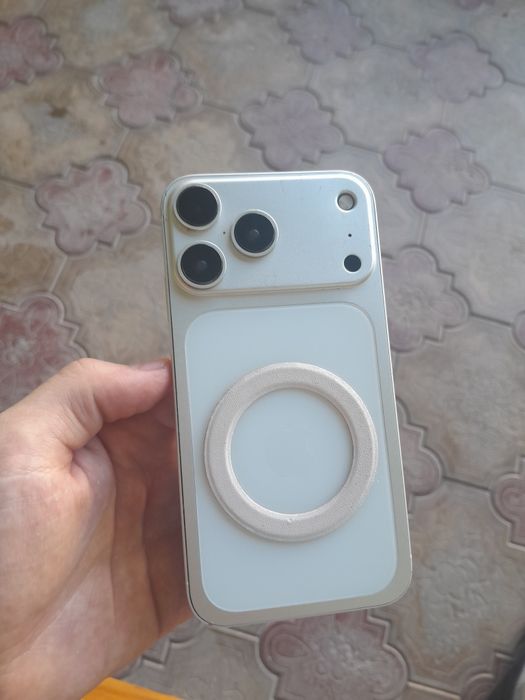 Ipone 11   17 pro qilingan ful telefon