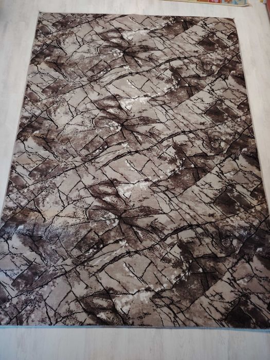 Килими нови, леки и стилни