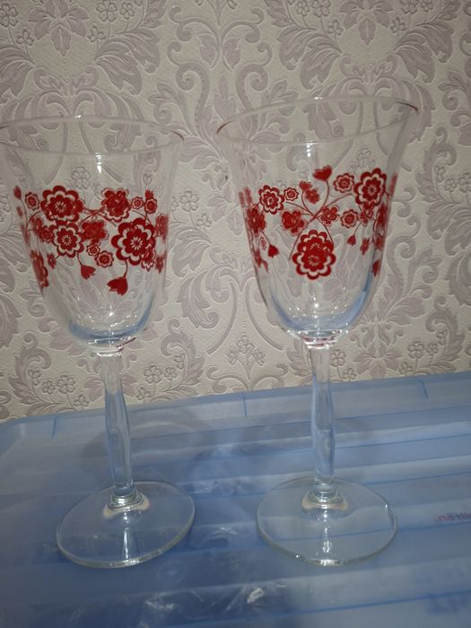 Бокалы красивые. 2шт.