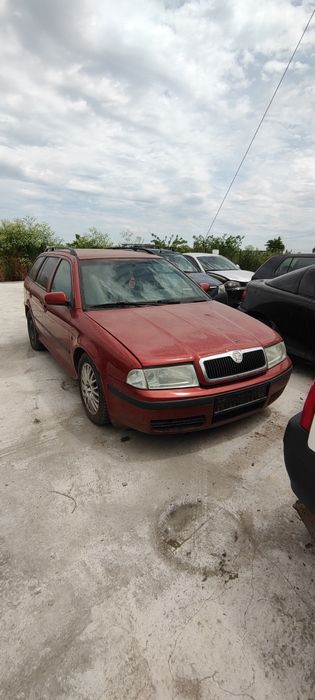 Dezmembrez Skoda Octavia 1 berlina si break