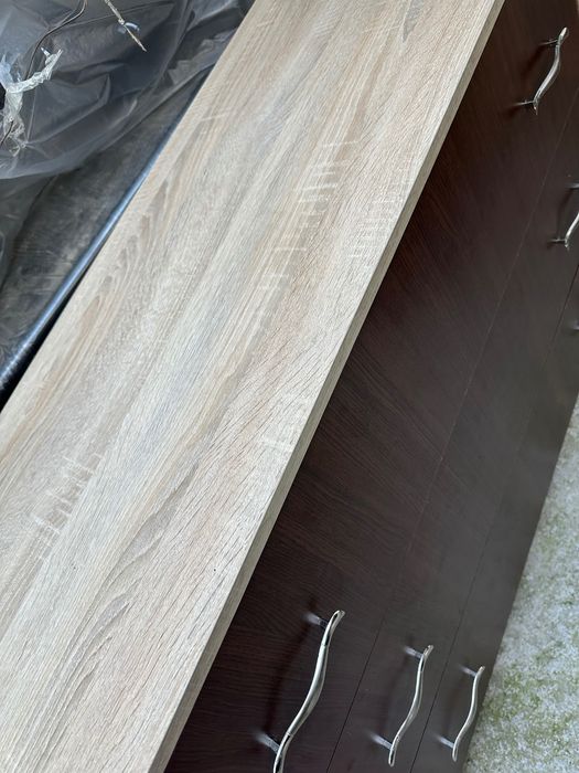 Продавам нов скрин