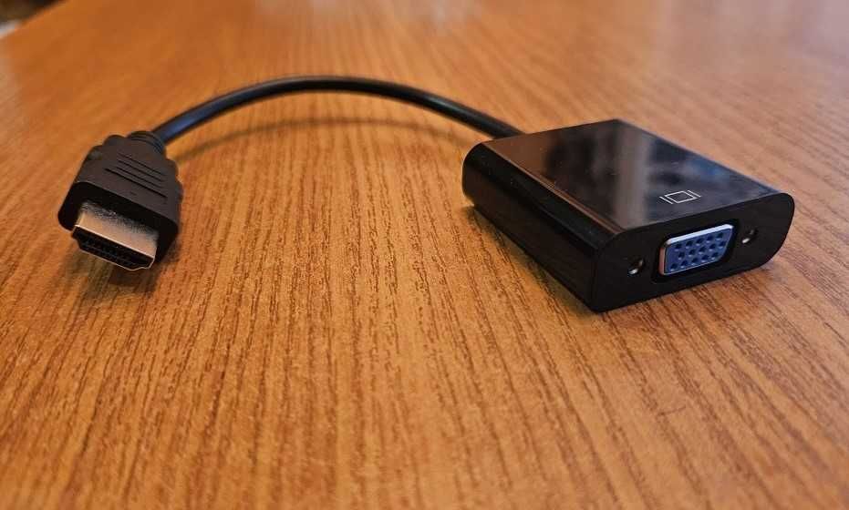 Преходник от VGA към HDMI