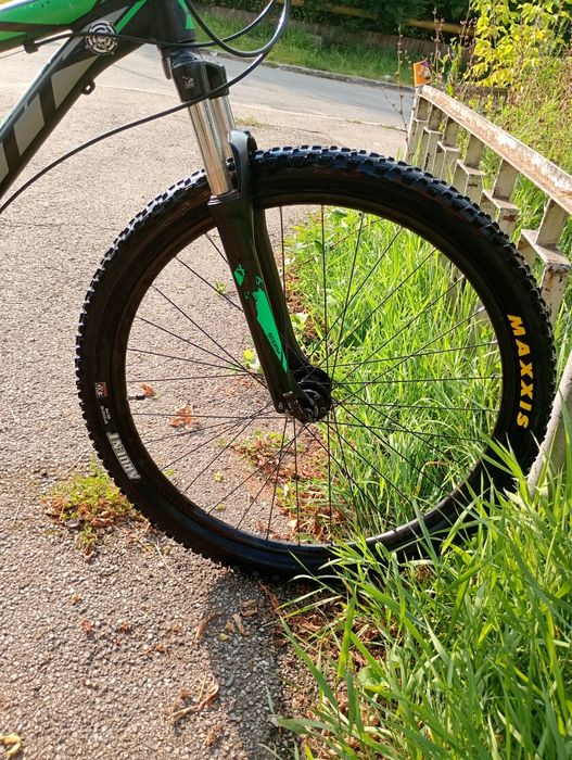 Vând bicicletă Scott chenoa