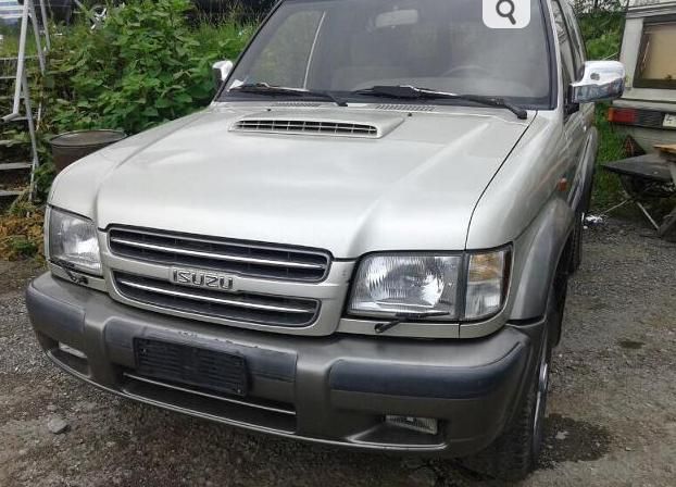 Isuzu Trooper3.0DTI на части