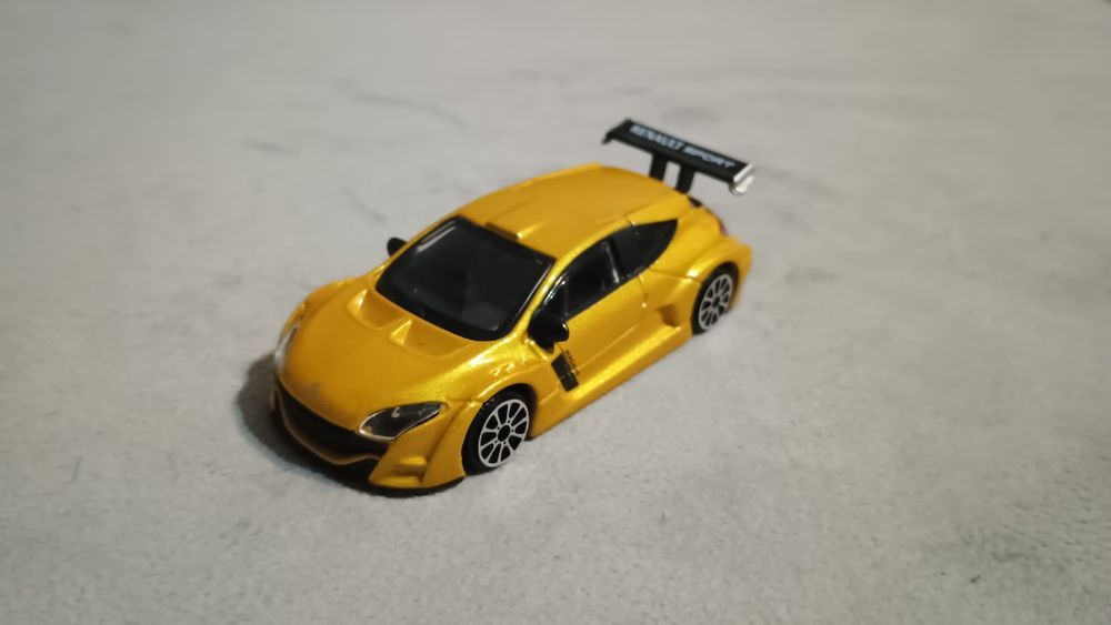 Колички Bburago в мащаб 1/43