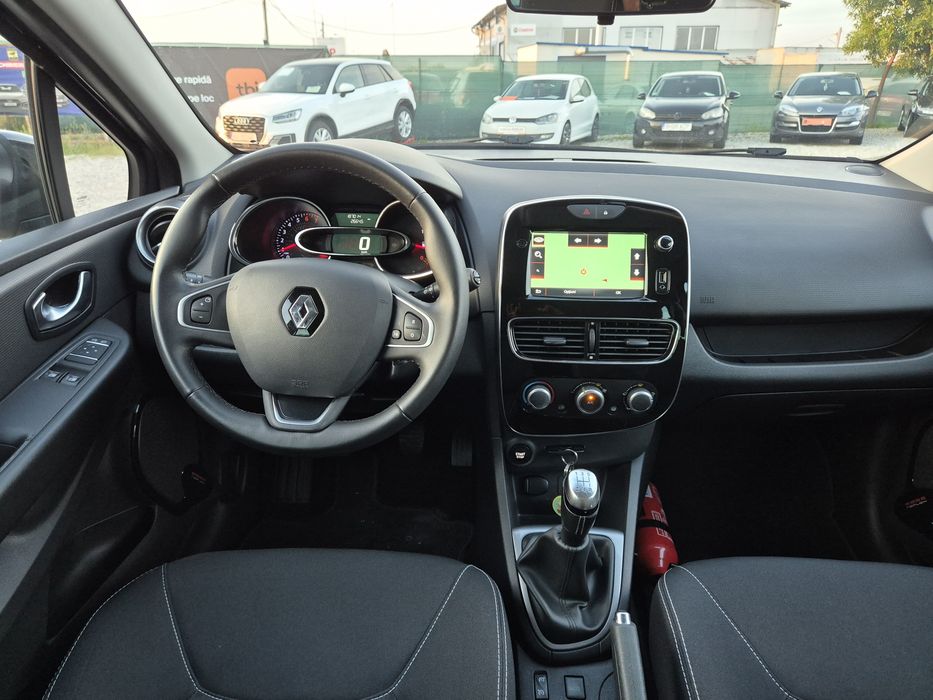 Renault Clio 4 /Carte RAR/Garantie