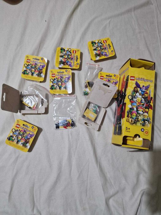 Vand minifigurine LEGO CMF ( series 25, 27 si Marvel Series 2)