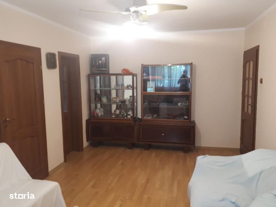 Apartament 2 camere Micro19 parter ,V-uri ,centrala ,Mobilat