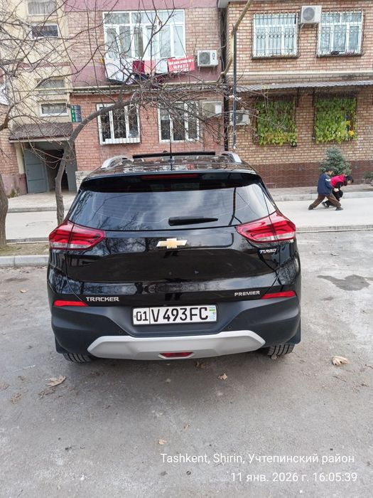 Tracker 2023 premier