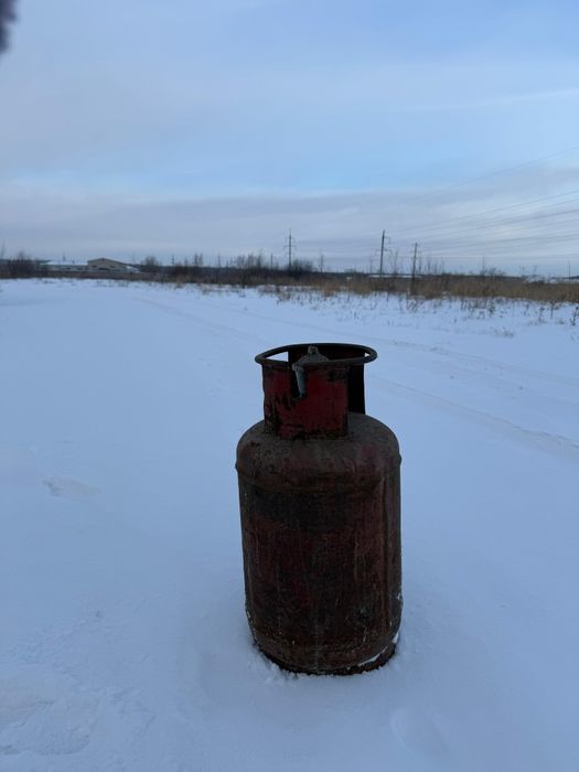 Газовый баллон 27 литров.