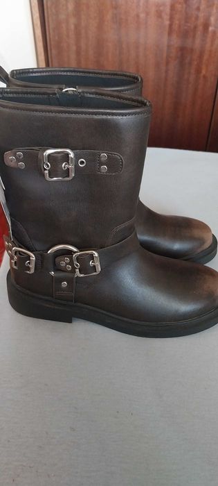 Детски  боти на ЗАРА