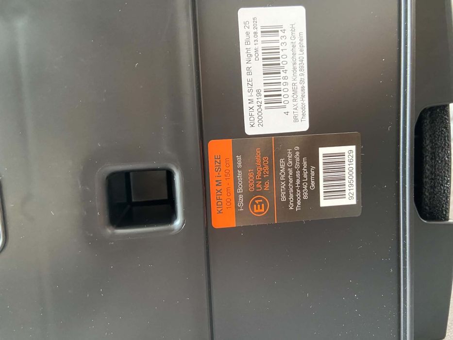 Столче Britax Römer Kidfix M i-SIZE 100-150 см