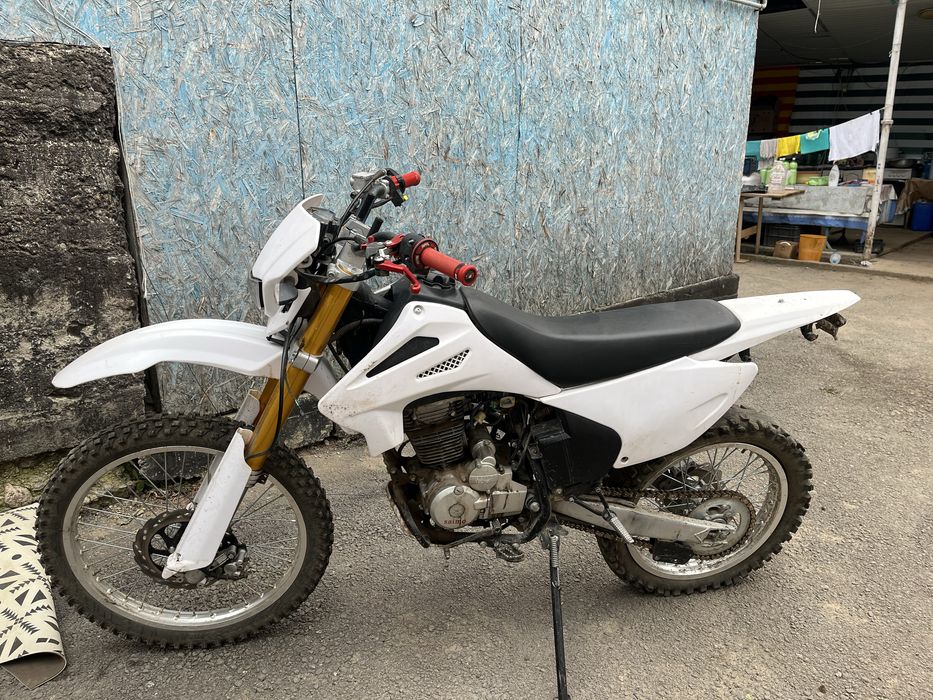 Продаю Эндуро 06