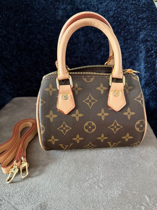 Дамска чанта louis vuitton