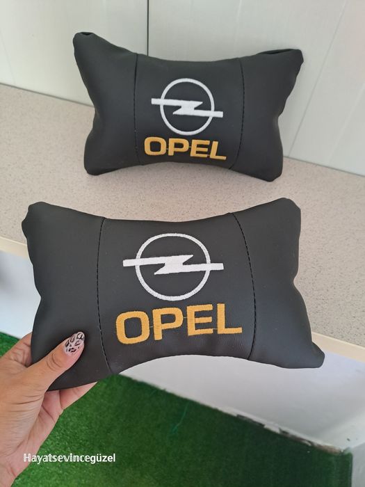 Авто Възглавнички