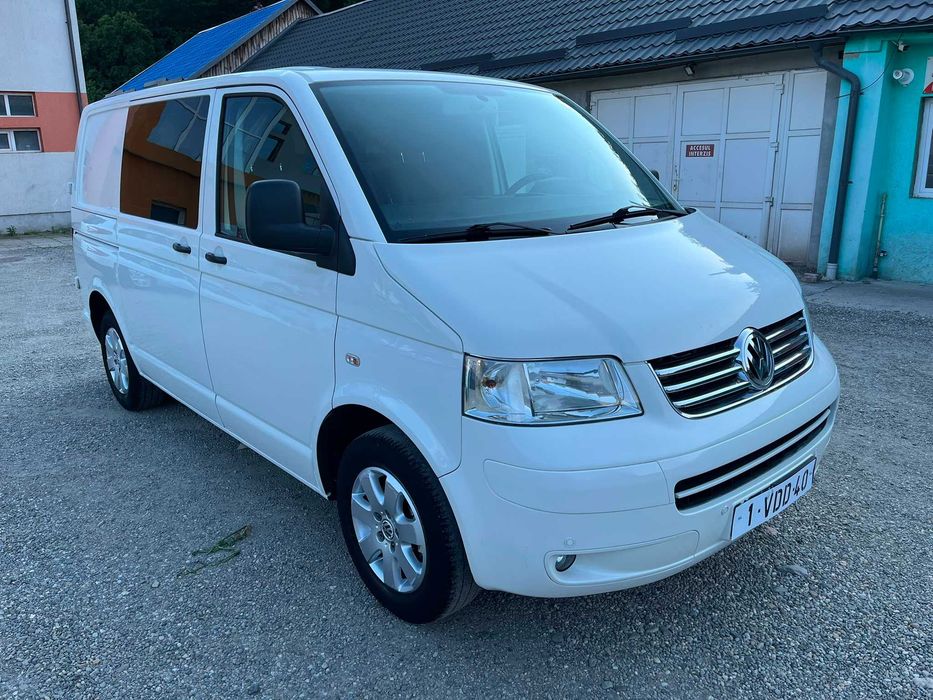 VOLKSWAGEN Transporter 2009