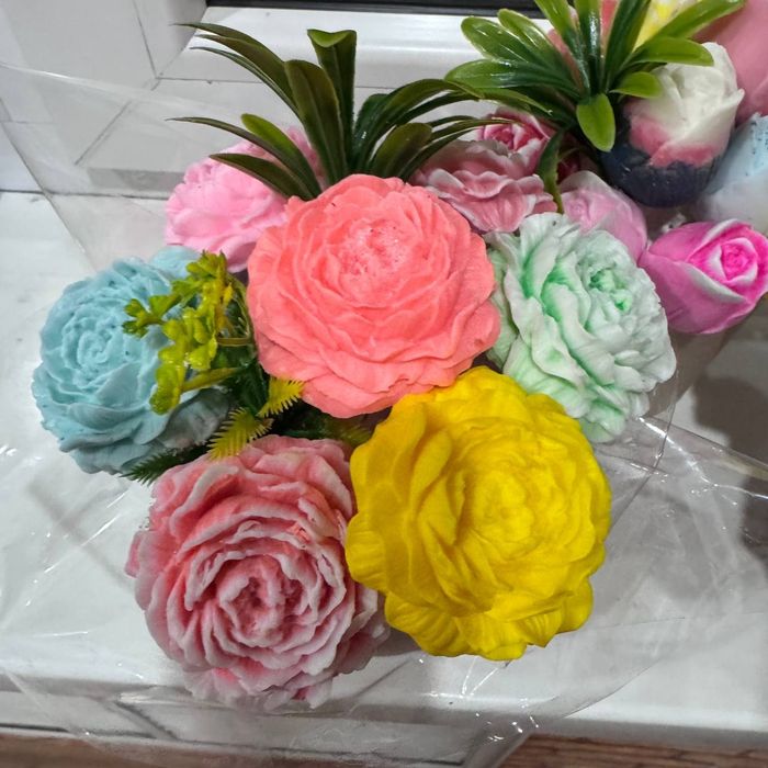 Композиции букеты цветы Мыло