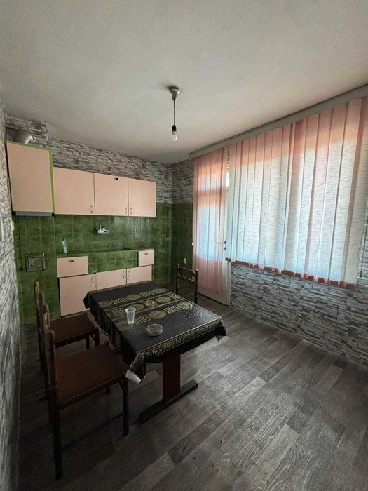 Продава се Къща в с. Брестник, Област Пловдив - 350 кв.м за 510 €/кв.м - Снимка #15