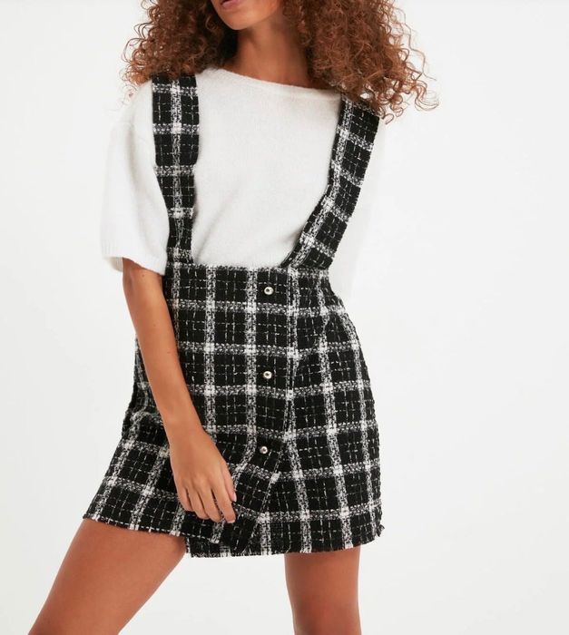 Карирана пола 38