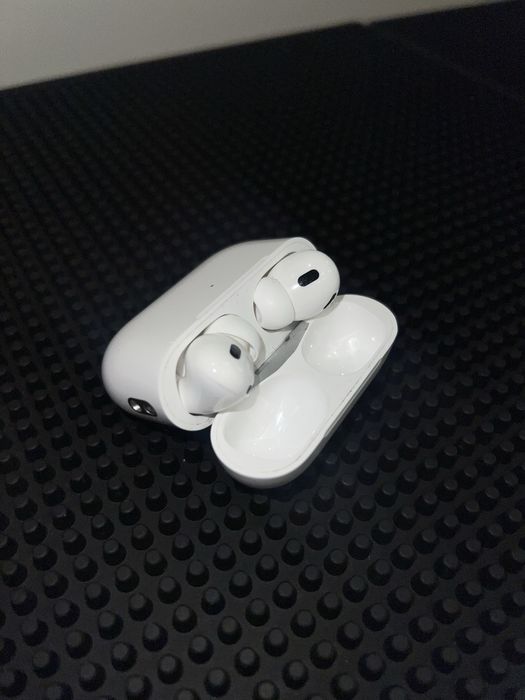 Apple AirPods Pro 2