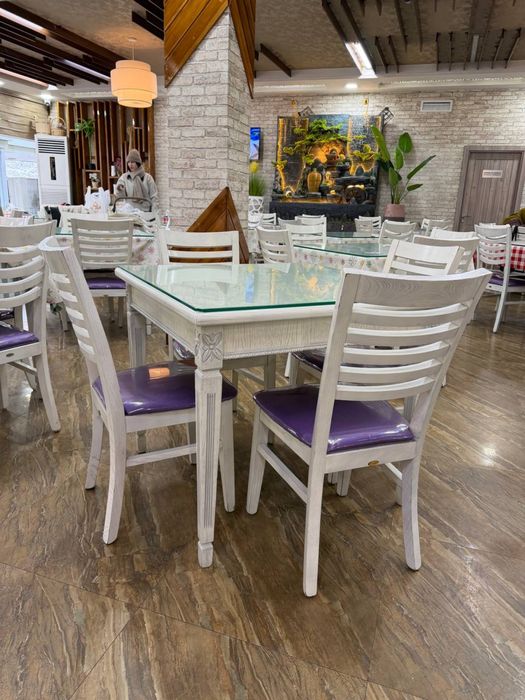 Срочно стол стул сотилади идеал