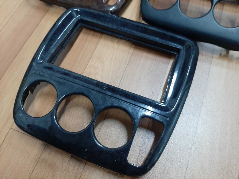 Продам Консоль магнитолы Honda CRV RD1