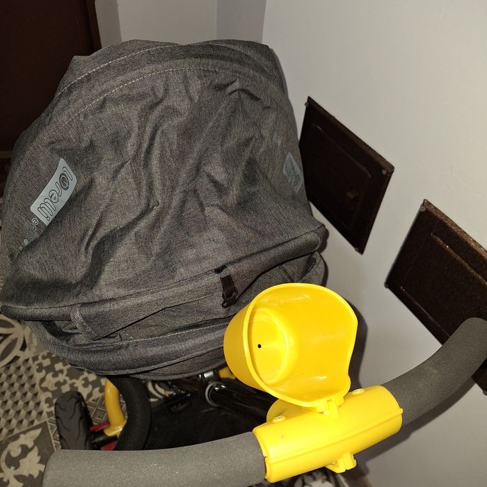 LORELLI Emotion Триколка със сенник и въртяща се седалка JAGUAR BLACK