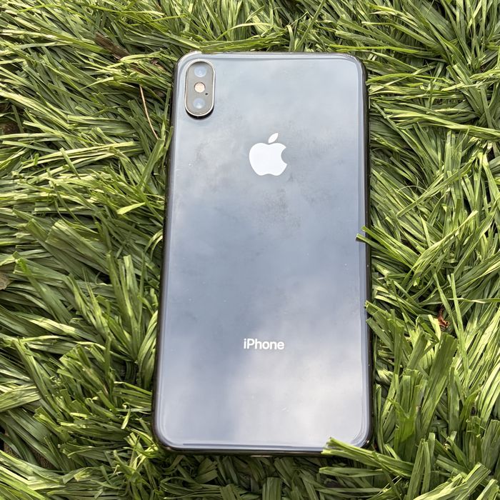iPhone XS Max 64GB Space Gray