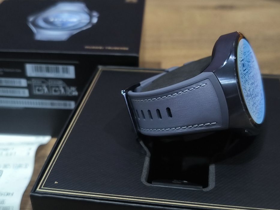 Huawei watch 5 46mm  Purple Titanium