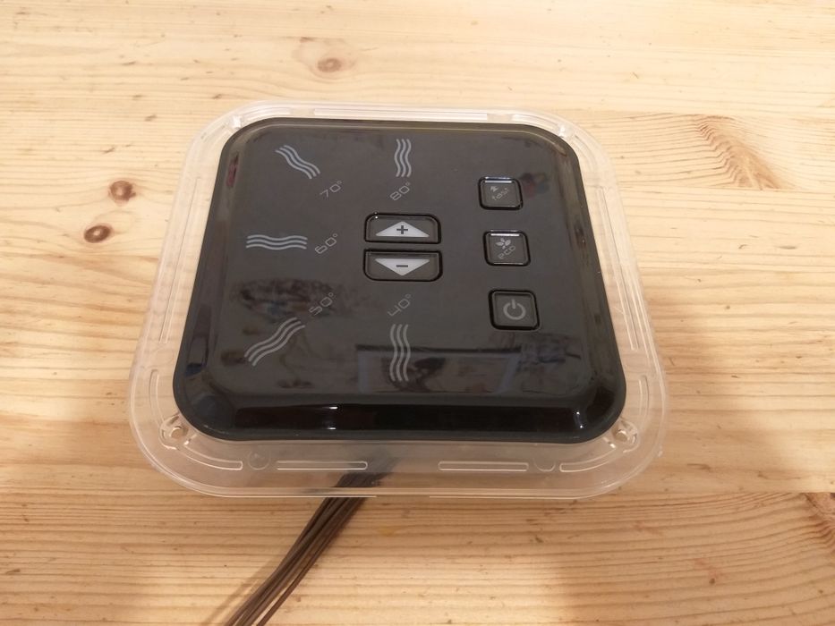 Дисплей на титан Аристон