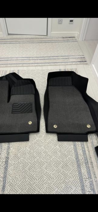 Продам полик для тайота HIGHLRNDER