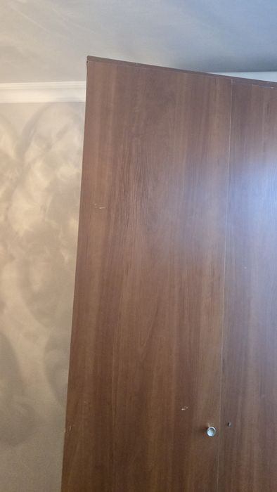 Шкаф отдадим бесплатно