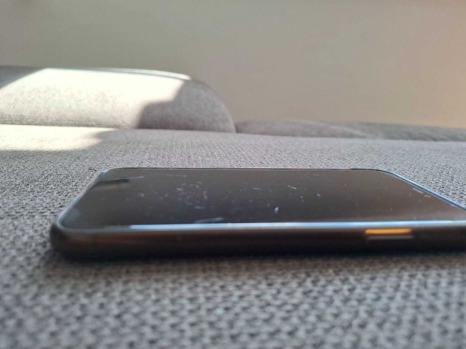 iPhone 11 64GB Black, Face ID, без iCloud, с кутия