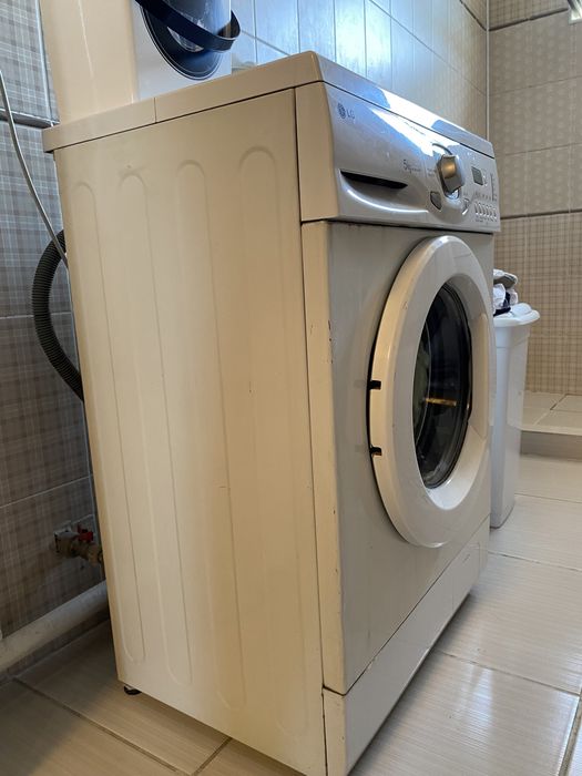 Продам стиральную машину